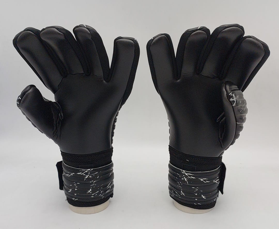 GS Match Goalkeeper Gloves - Black