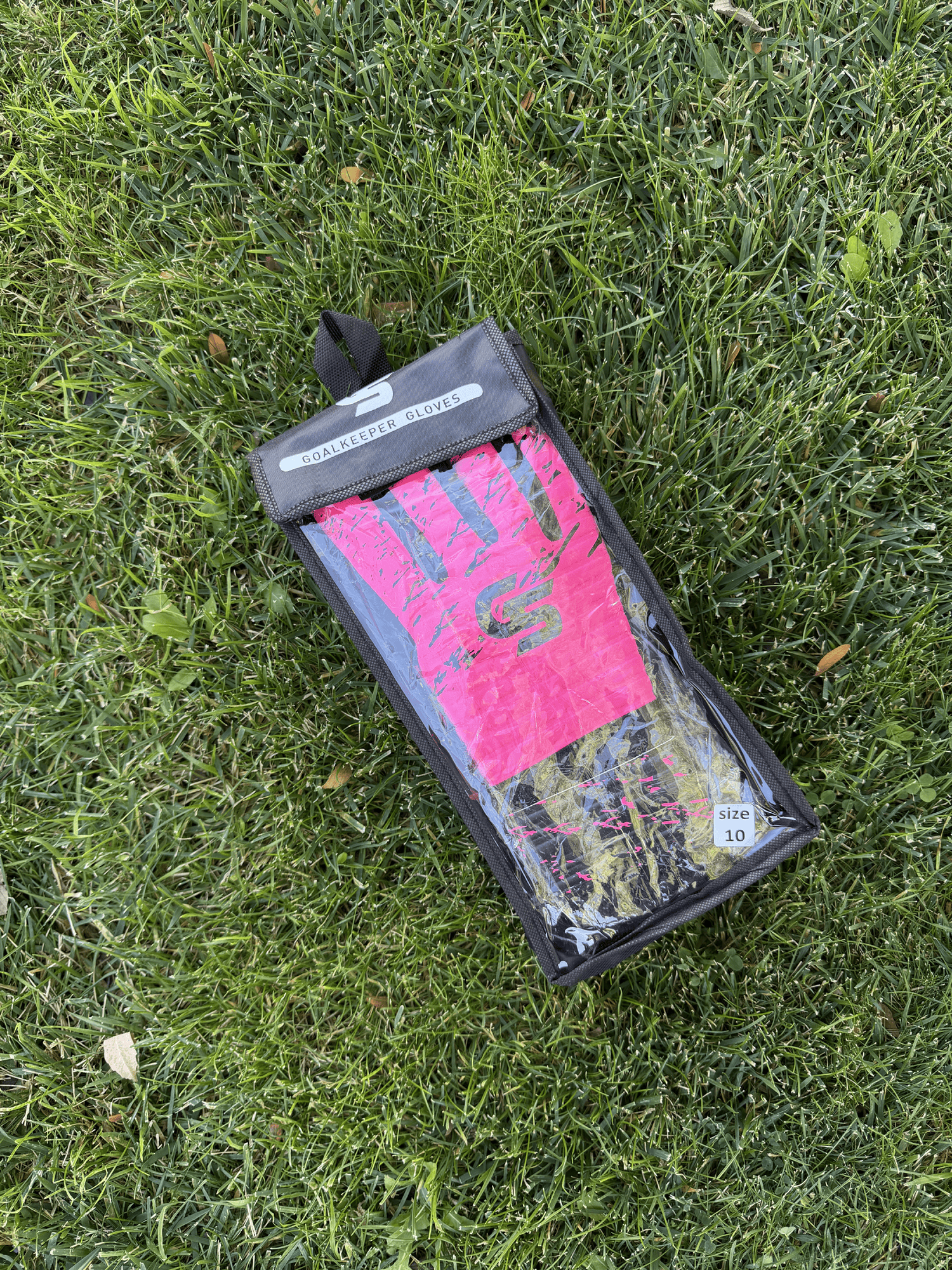 GS Match Goalkeeper Gloves - Fuchsia